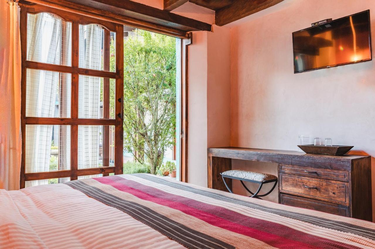 Yox Hotel Boutique San Cristóbal de Las Casas Exteriér fotografie A room at the hotel